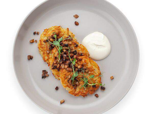 Da - Драники с грибами и сметаной