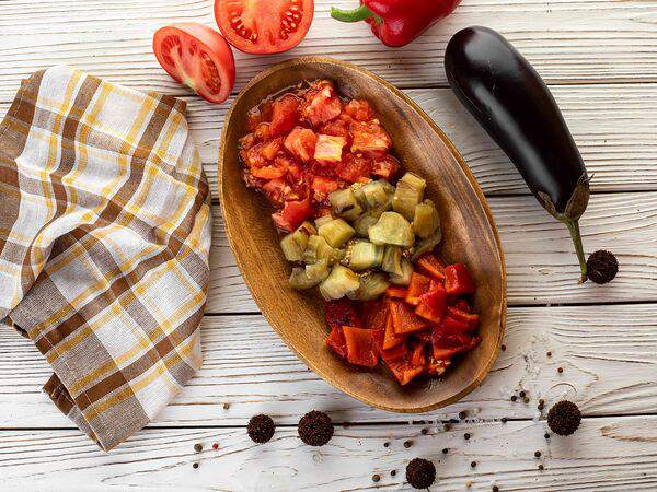 На Труда - Армянский салат