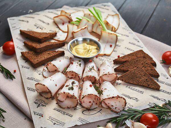 Фрау Мюллер - Ассорти домашнего сала