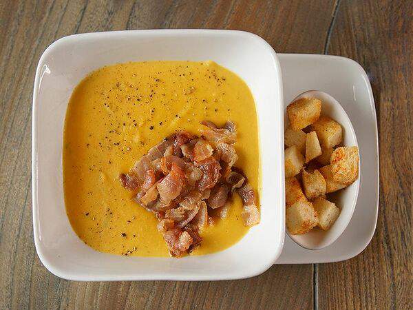 Hofo - Суп-пюре с чечевицей и беконом