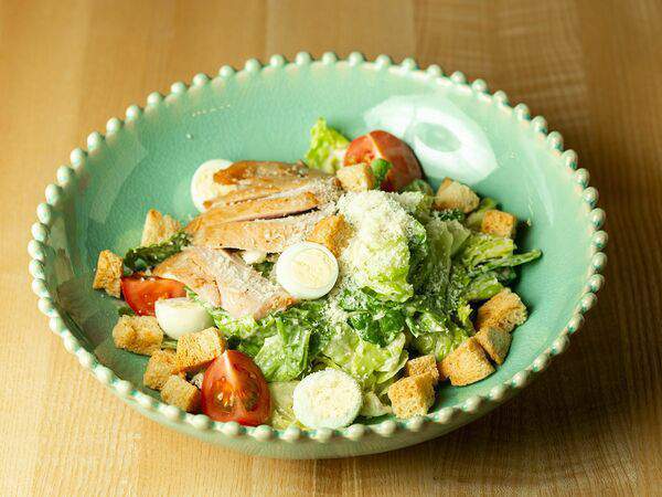 Caldo Pizza & Pasta - Цезарь с цыпой