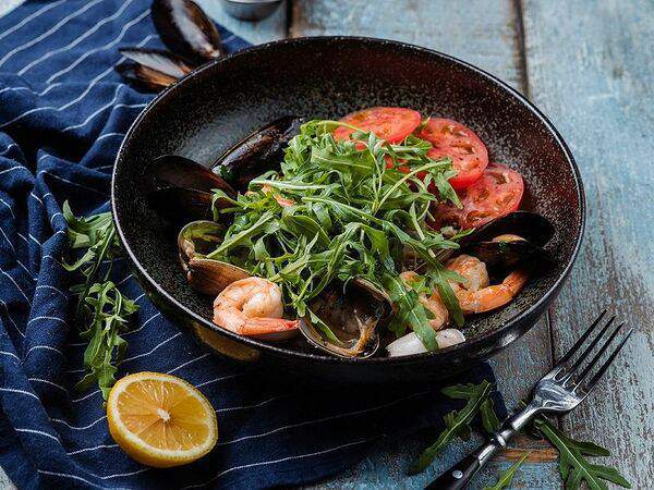 Маймун - Салат с морепродуктами