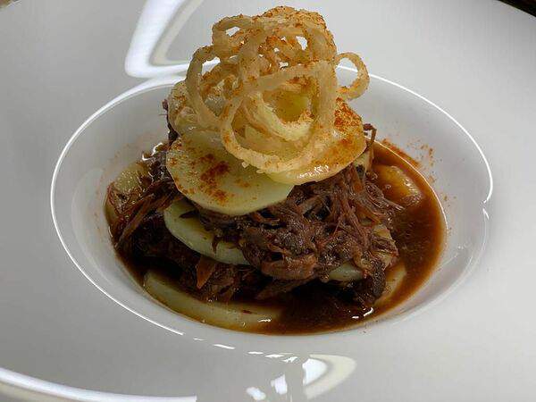 Пунта Прима - Телячий хвост с картофелем Конфи
