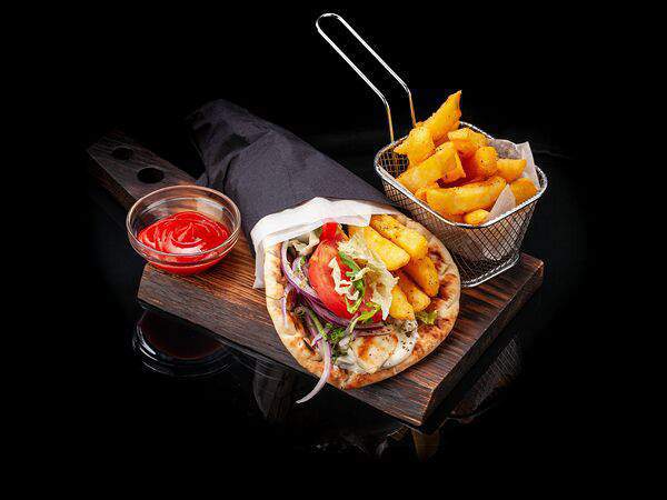 Греко гриль бар - Сувлаки-Котопуло в пите