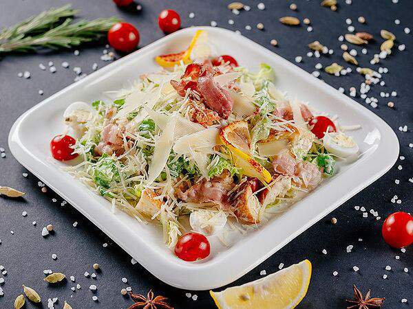 Гастро-бар Hearts - Цезарь с курицей