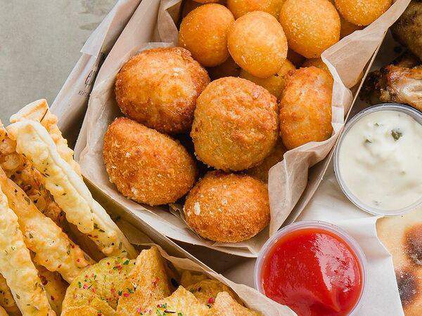 Хотим-едим - Куриные наггетсы с томатным соусом