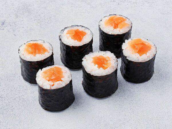 Сакура - Ролл с лососем