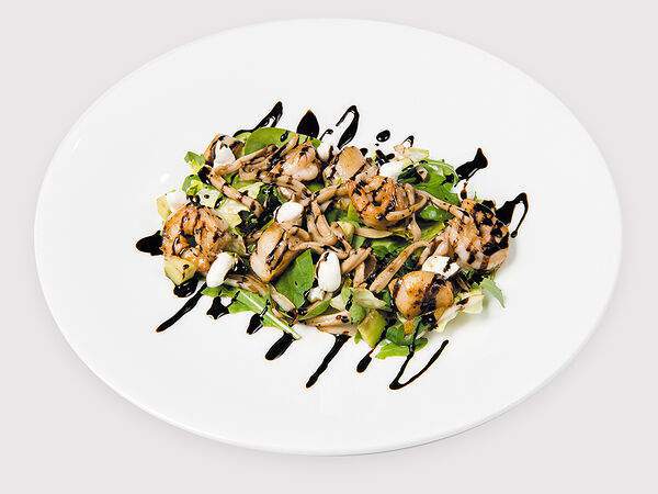 Самое популярное кафе - Салат с морепродуктами