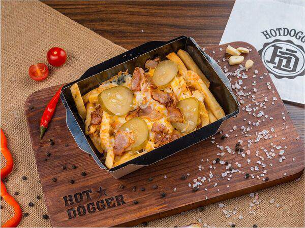 TOPDOGGER - Картофель фри, соленые огурчики, сыр