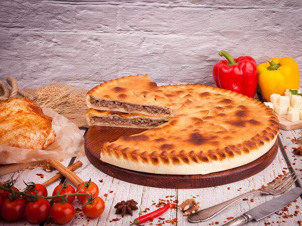 Осетинские пироги и пицца - Пирог с лососем