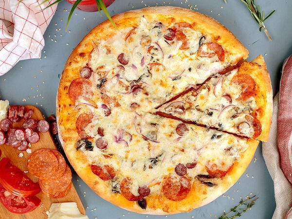 Василий - Американская пицца Салями Хит