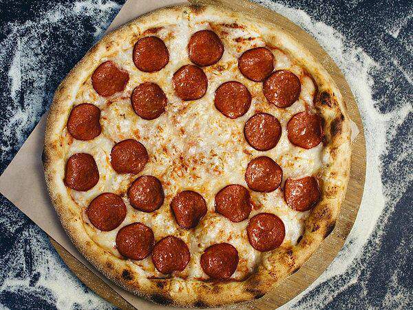 Local pizza - Пепперони