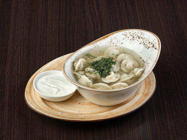 Veranda - Домашние пельмени с бульоном