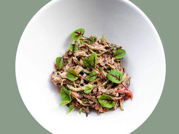 Pulcinella Pizzeria - Салат с языком