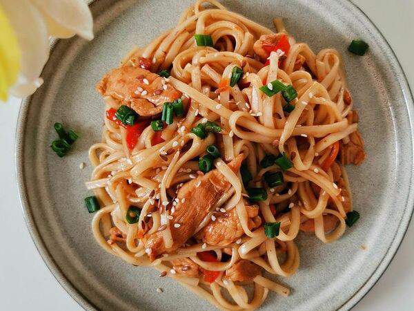 Garage - Удон с куриным филе