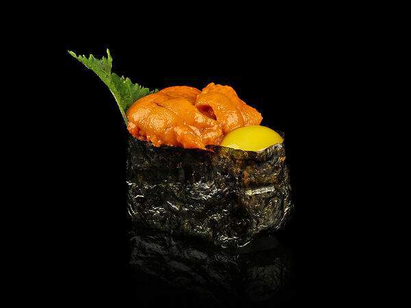 Koi sushi bar - Гункан Уни Но Тамаго