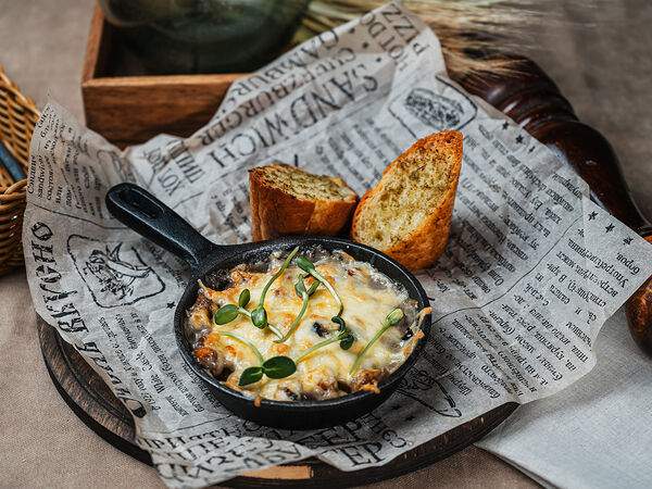 На Глинках - Жюльен из курицы с грибами