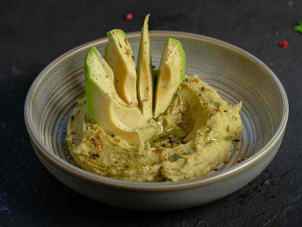 Macarena - Хумус с авокадо