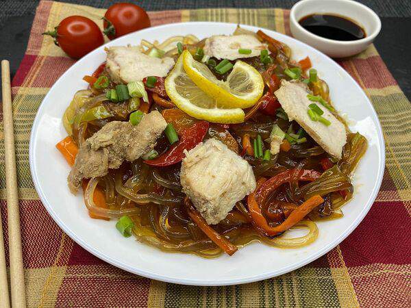 Японосуши - Рисовая лапша с курицей