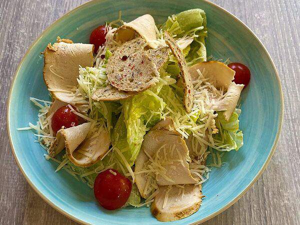 Грин Парк - Салат Цезарь с курицей