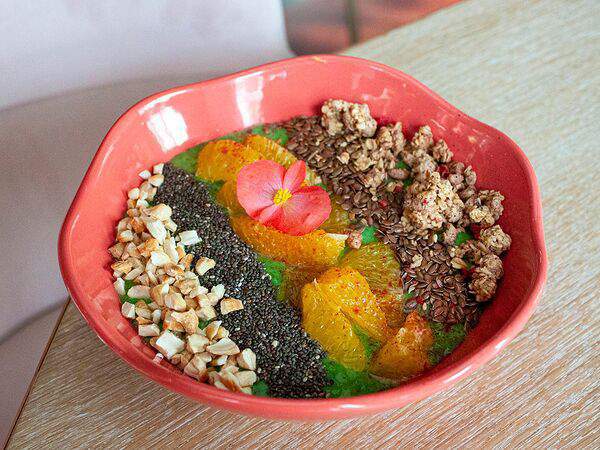 Poke Top - Смузи боул шпинат