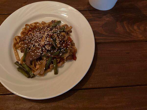 Cosa Nostra - Лапша Удон с овощами и свининой