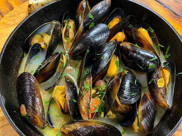 Dorada Rada - Мидии в белом вине