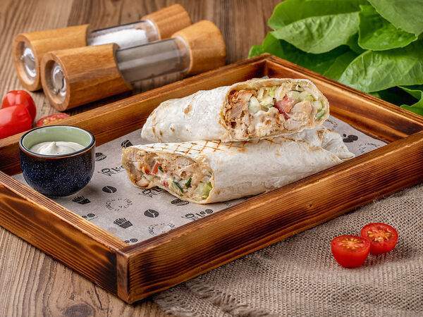 Leo shaverma and bar - Шаверма с говядиной От Лео