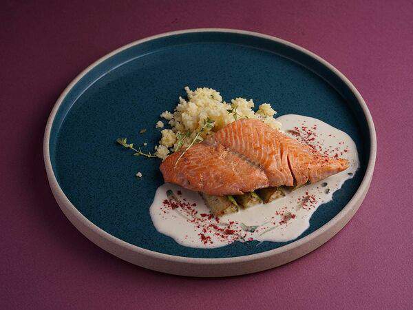 T-Cafe - Стейк из форели