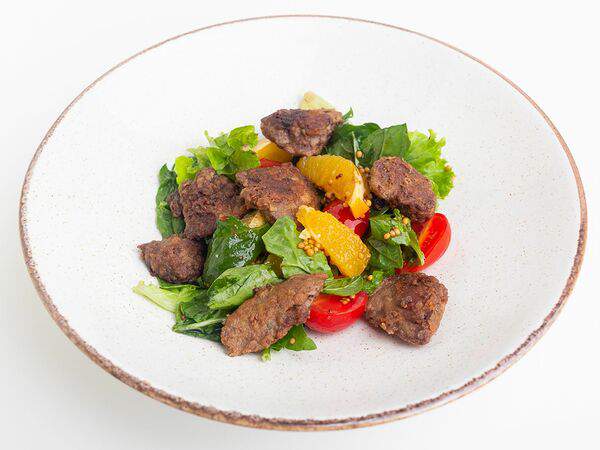 Breakfasteria - Теплый салат с куриной печенью и грушей