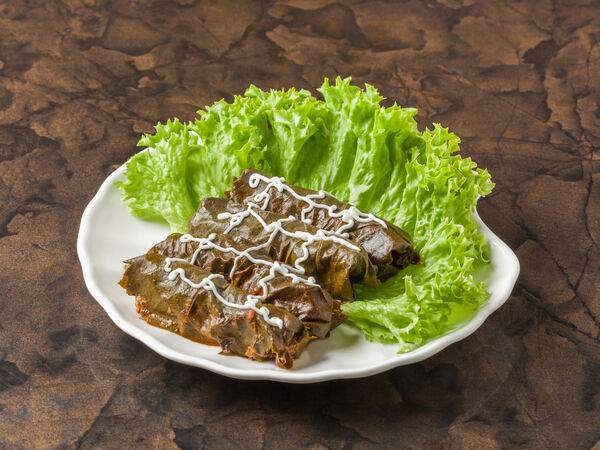 Мясной Дом - Долма из винoградных листьев