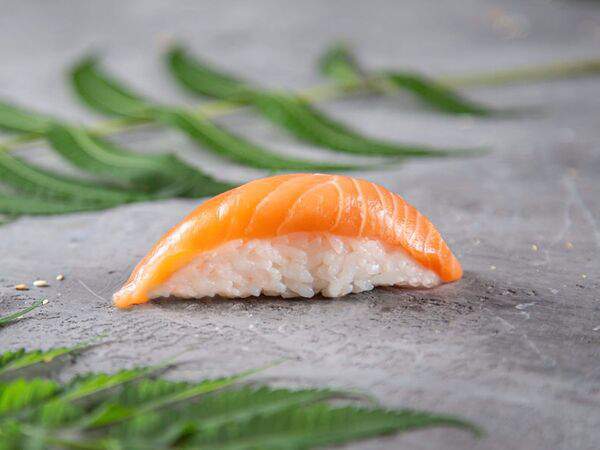 Sailor Moon - Нигири с лососем