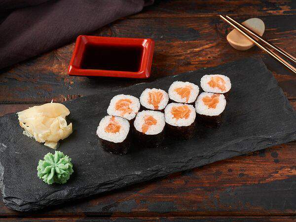 Loft cafe - Ролл с лососем