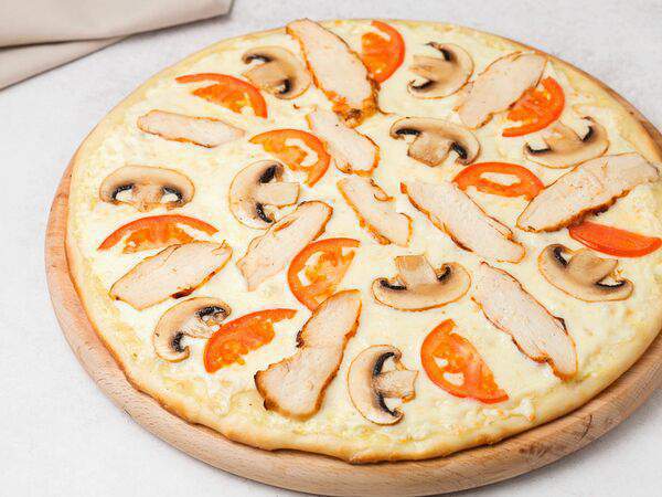 Доставкин - Пицца Цезарь с цыплёнком гриль