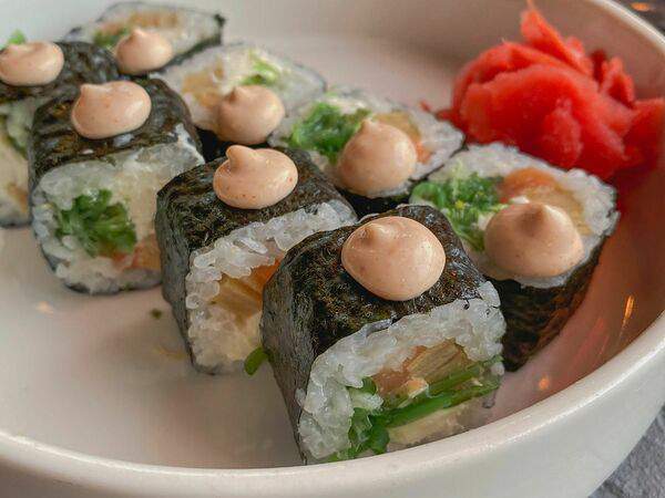 Ресторан 101 - Ролл с лососем