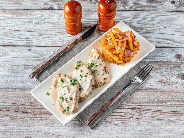 Ресторан Емеля - Свиная вырезка в сливочном соусе