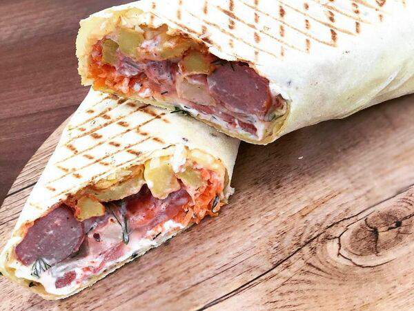 Донер кебаб - Сосиска в лаваше