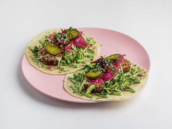 Coco Delivery - Пита с фалафелем