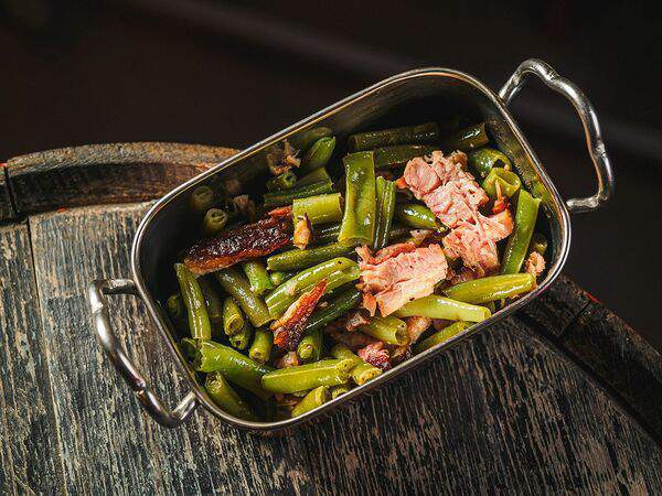 Brew Barrel taproom - Стручковая фасоль с беконом