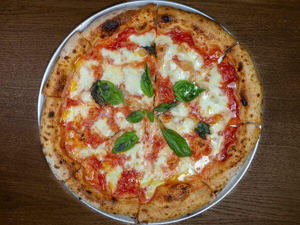 Сказка Skazka Печь & Гриль - Неаполитанская пицца Маргарита