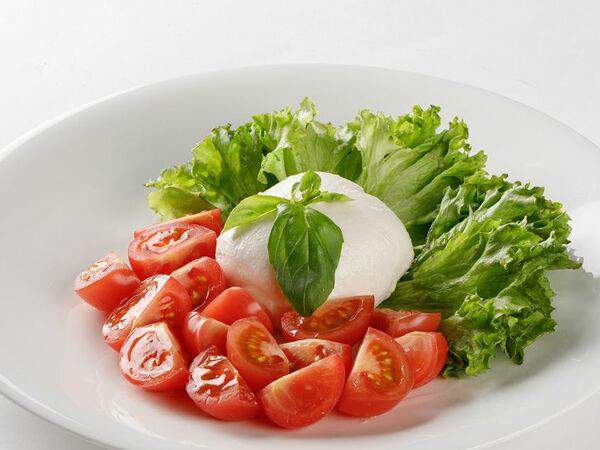 La Bistecca - Инсалата Капрезе