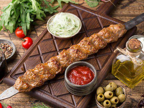 Гурман - Люля-кебаб из баранины на углях