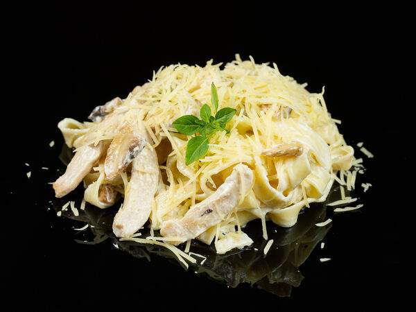 Мясорубка - Паста с курицей и грибами