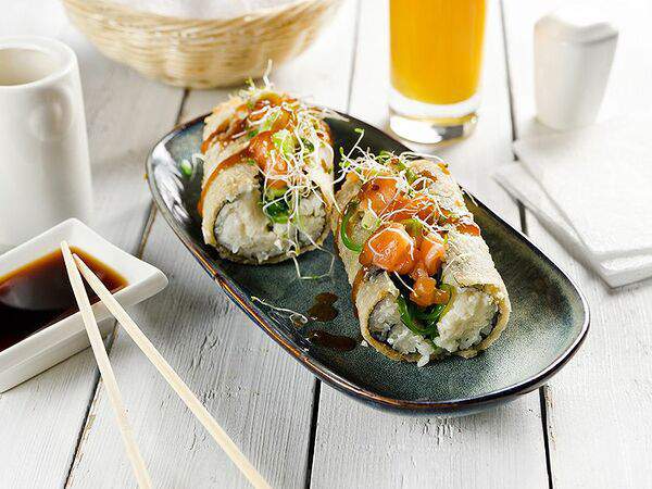 Фудзи - Ролл-дог с лососем