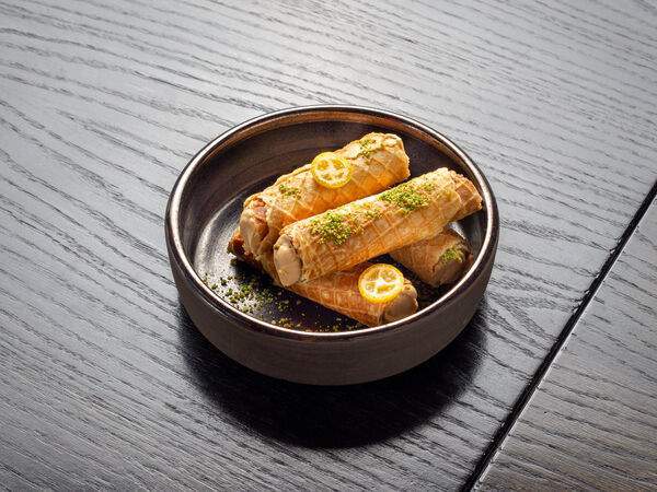 Frank by Баста - Вафельные трубочки с кремом из вареной сгущенки