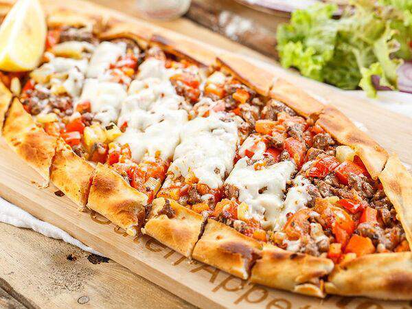 Дуду Кебаб Хауз - Пиде куш баши с индейкой