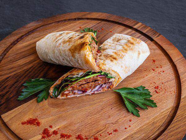 Нуар кебаб - Острый Адана-кебаб ролл