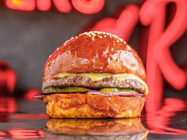 Moo Moo Burgers - Гамбургер