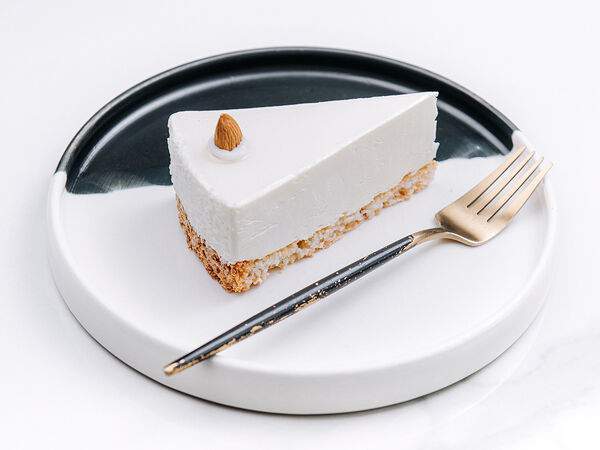 Воронка кофе и вино - Кокосовый торт