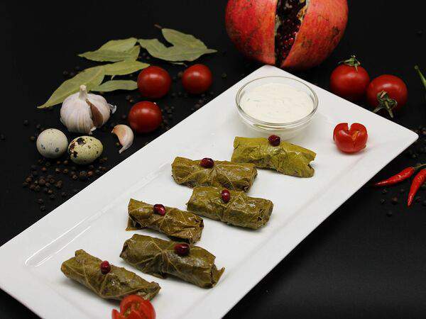 Кафе Хачапуридзе - Долма в винoградных листьях